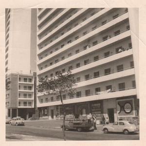 ORAN IMMEUBLES FACE A LA PREFECTURE ET PRES EGA 1962